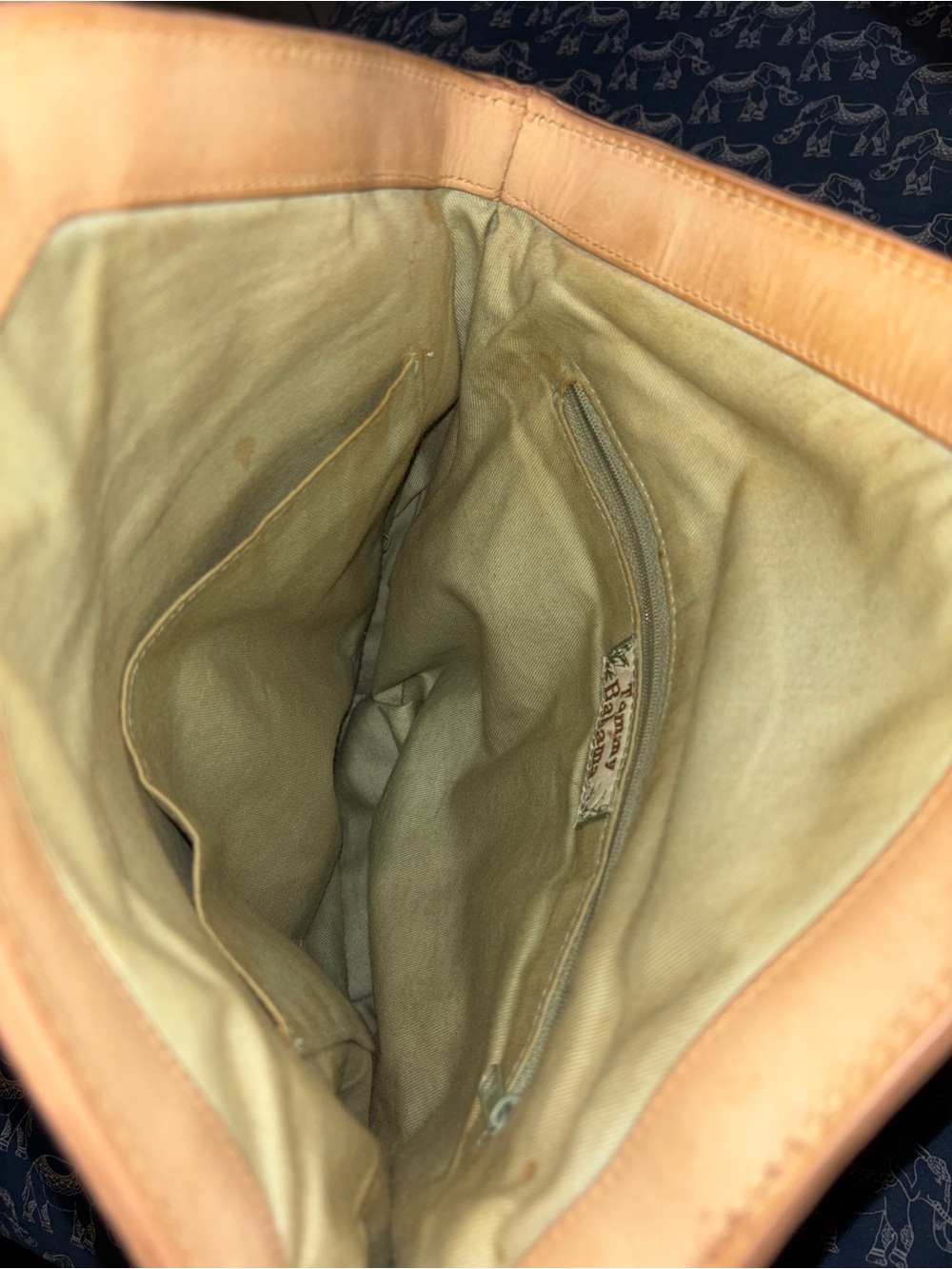 Vintage Tommy Bahama Beige Canvas Interior Label Bag - Picture 6 of 6